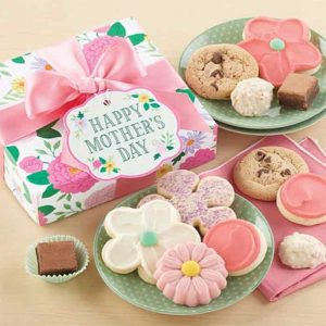 Mother's Day Treats Gift Box