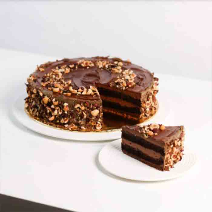 Chocolate Hazelnut Crunch Cake - Deshbideshe