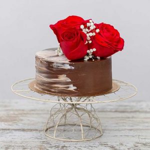 Dark Chocolate cake & Fudge