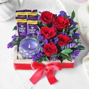 Gift Hamper With Roses Cadbury Chocolates