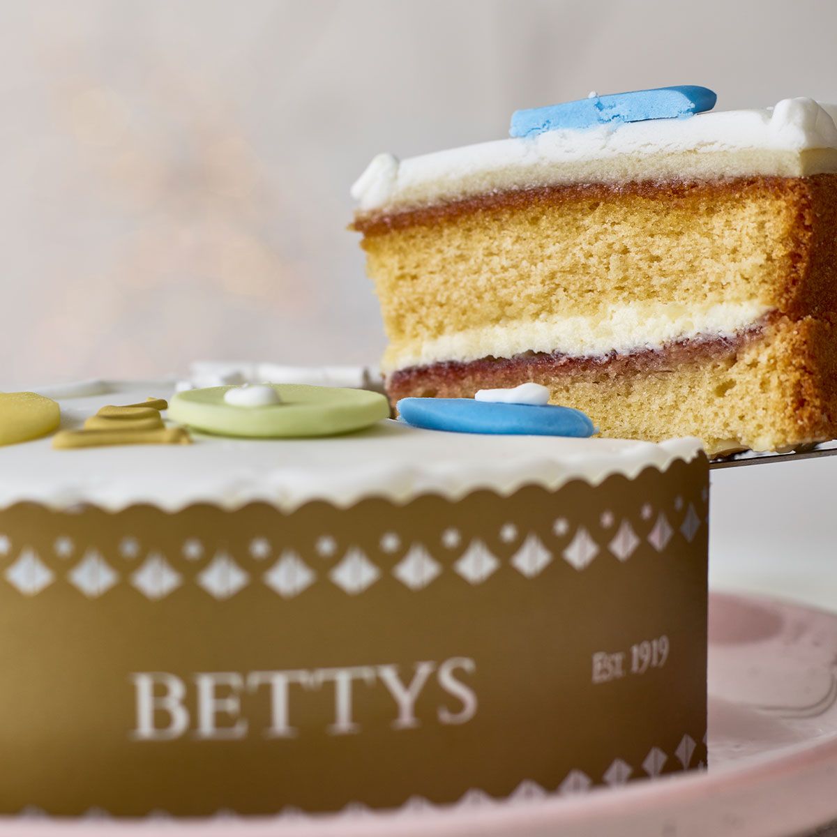 celebration-sponge-cake-2005204-24-v1