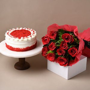Red Roses And Cake