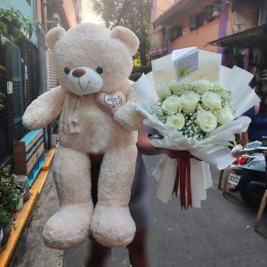 Giant Teddy And White Rose Bouquet Combo